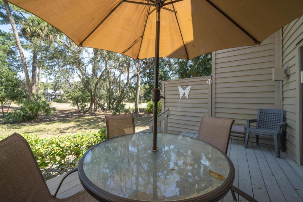 Golf View Two Bedroom With K Q And Fold Out Couch Bikes & Beach Gear Included Хилтън Хед Айлънд Екстериор снимка