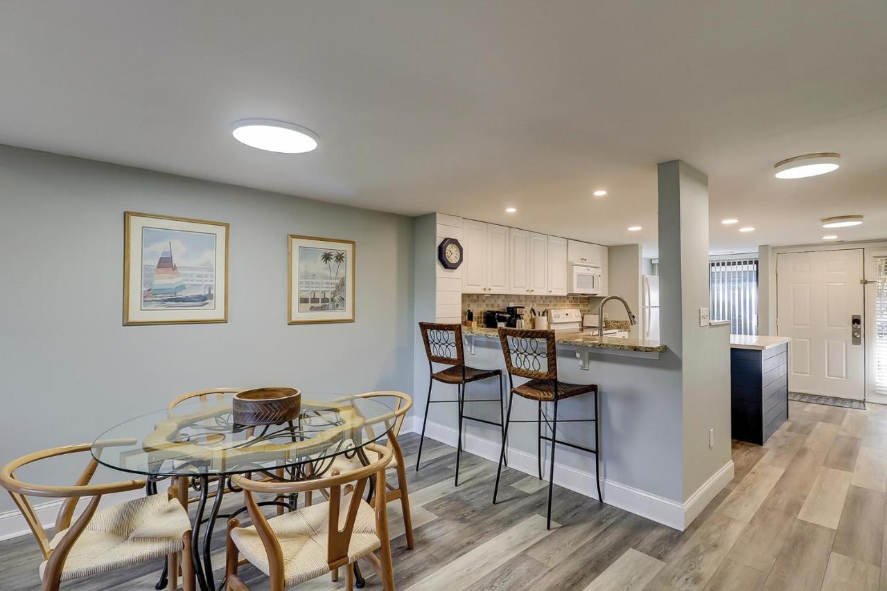 Golf View Two Bedroom With K Q And Fold Out Couch Bikes & Beach Gear Included Хилтън Хед Айлънд Екстериор снимка